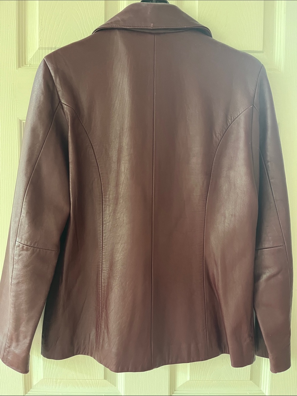 Women's Burgundy Leather Zip Jacket - Picture 4 of 4